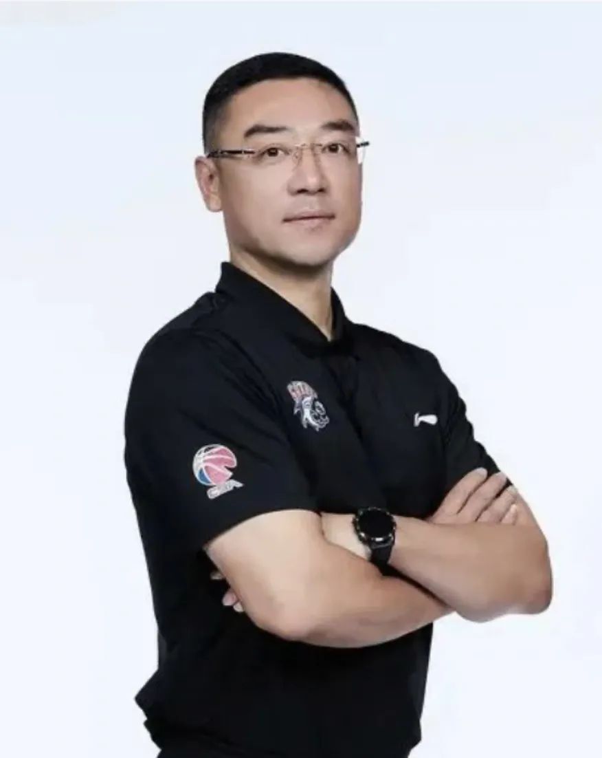 如何利用激励提升团队篮球训练的积极性_0